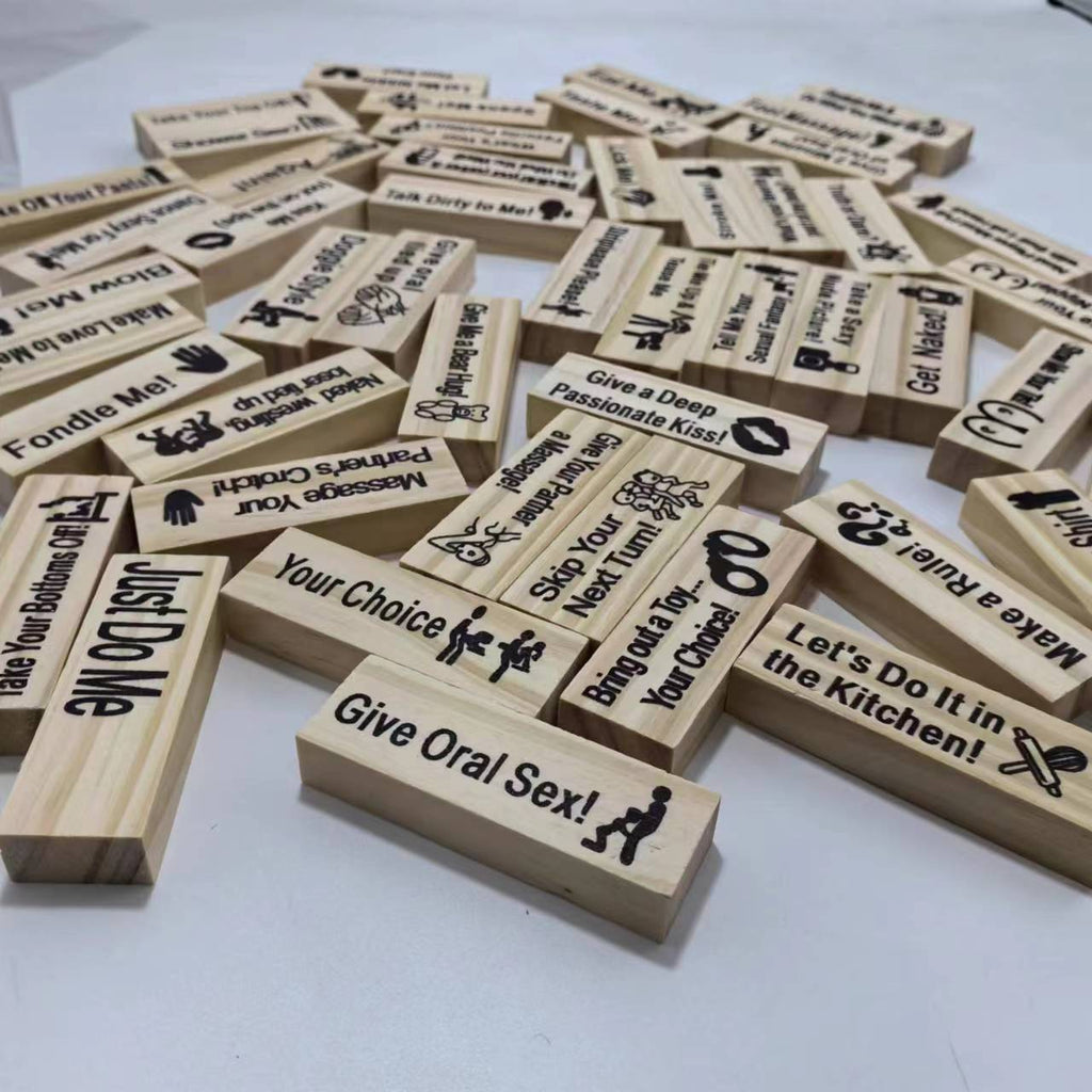 Games for couples - Building towers with blocks