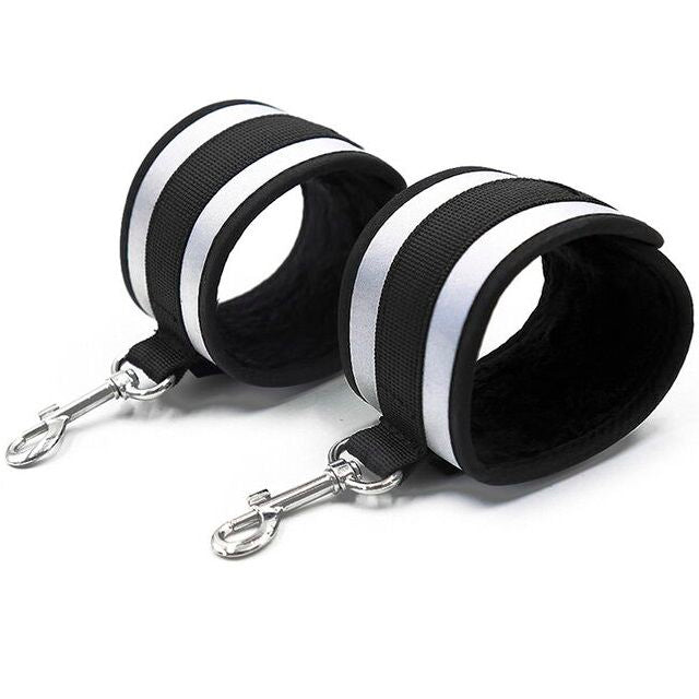 OHMAMA FETISH - GRAY WRIST CUFFS